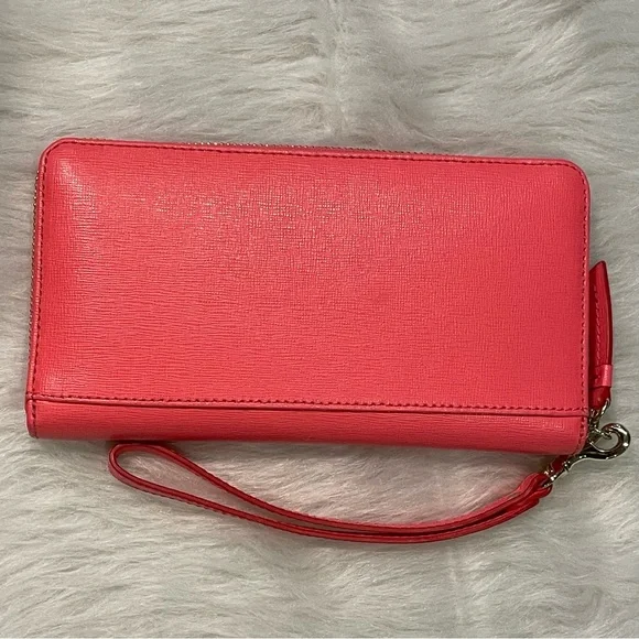 Dooney & Bourke 2 pc Saffiano Hobo & Wristlet - Picture 12 of 14